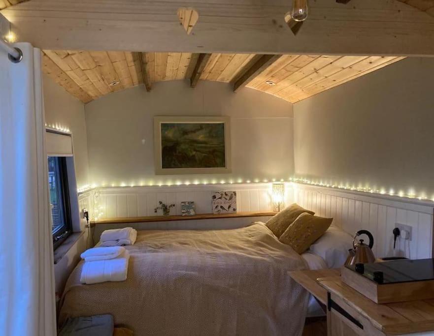 Aspen Leaves: The Perfect Farm Retreat Villa Graffham Eksteriør billede